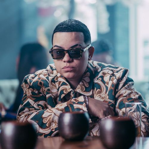 J Alvarez
